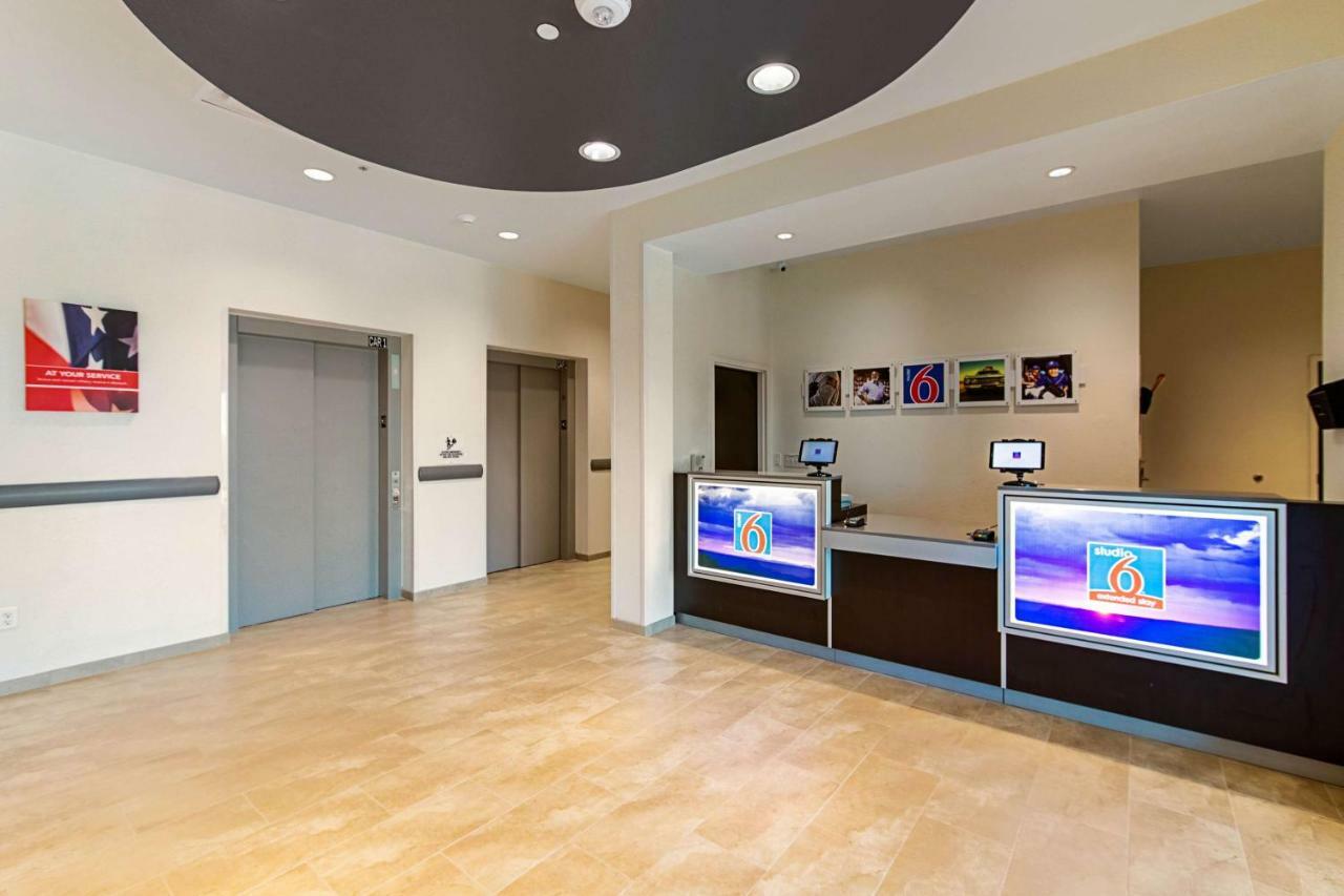 Motel 6 Austin Airport المظهر الخارجي الصورة