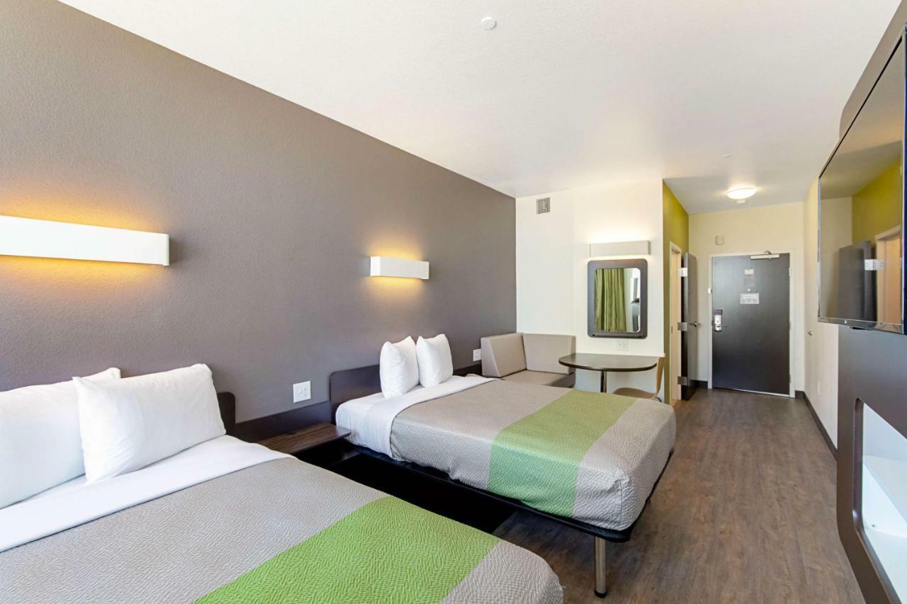 Motel 6 Austin Airport المظهر الخارجي الصورة