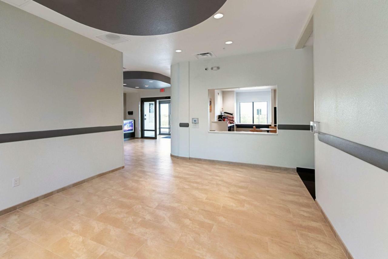 Motel 6 Austin Airport المظهر الخارجي الصورة